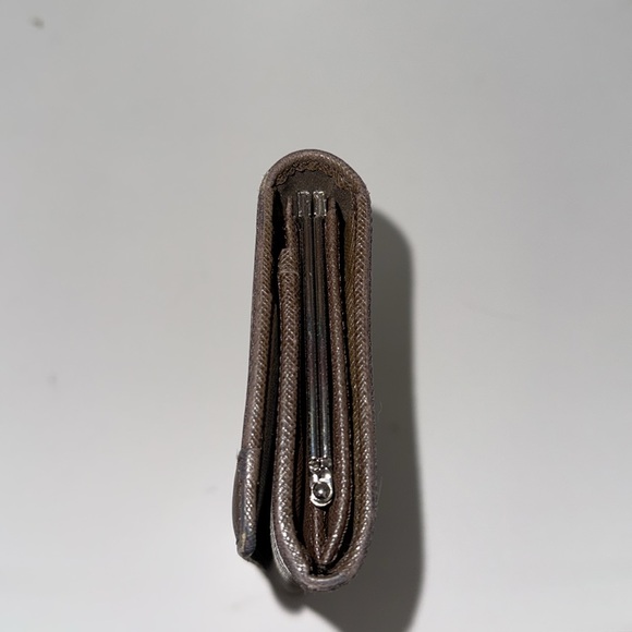 Burberry Nova Check Wallet - Picture 4 of 8